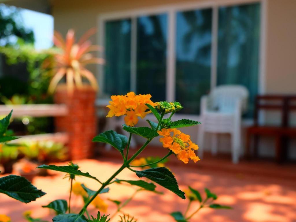 Rommai Rimnaam Resort Ranong Kültér fotó