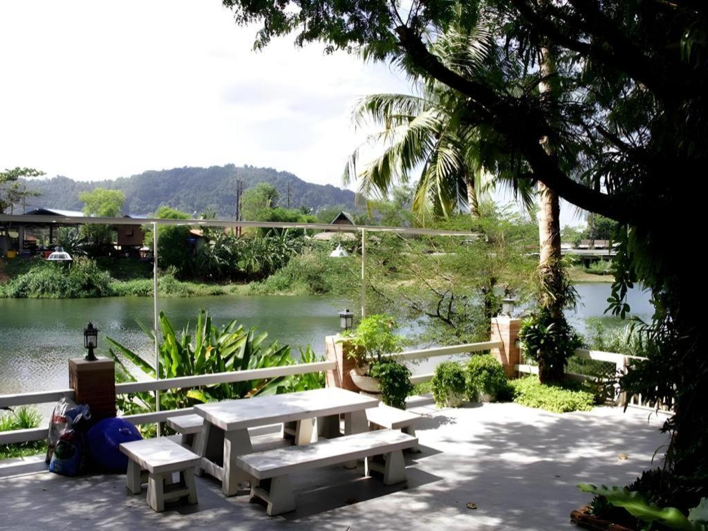 Rommai Rimnaam Resort Ranong Kültér fotó