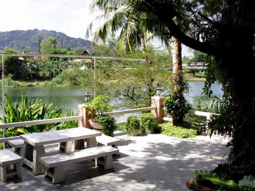 Rommai Rimnaam Resort Ranong Kültér fotó