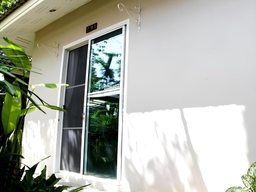 Rommai Rimnaam Resort Ranong Kültér fotó