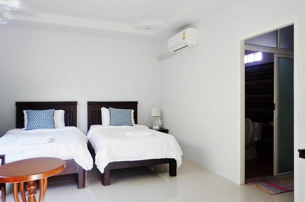 Rommai Rimnaam Resort Ranong Kültér fotó