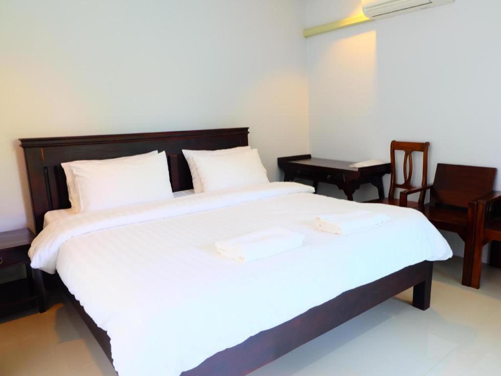 Rommai Rimnaam Resort Ranong Kültér fotó