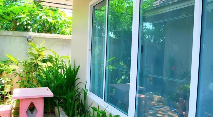 Rommai Rimnaam Resort Ranong Kültér fotó